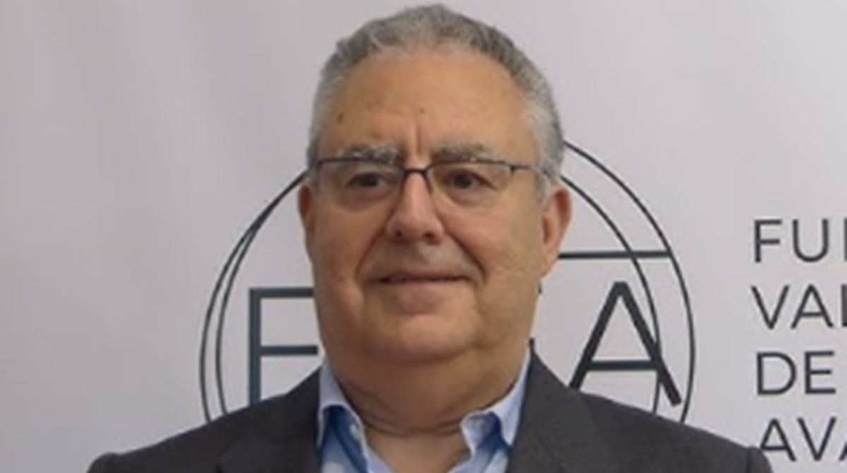 Dr. Manuel Talón.png